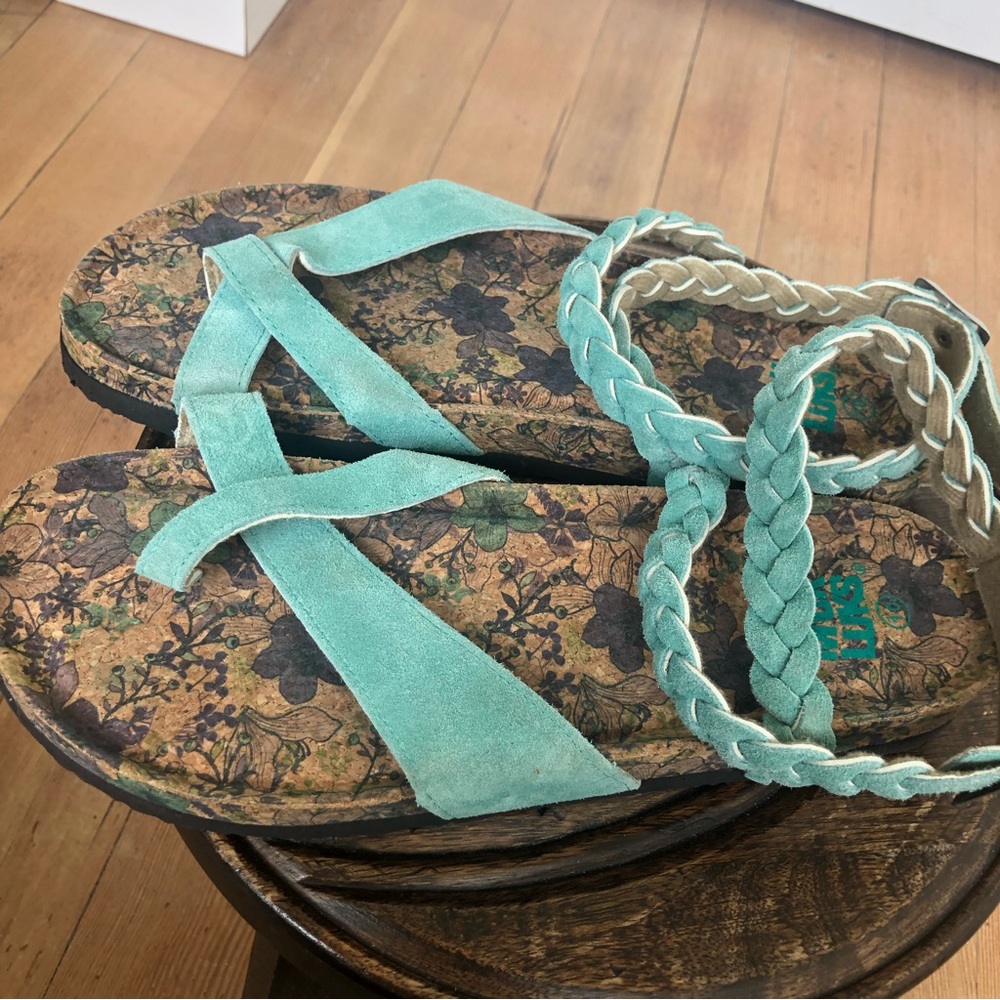 Muk Luks Estelle Sandal in Jade | Sz 10 - Picture 6 of 12